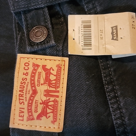 Levi's Cinch Baggy Hi Rise Black Jeans Color: Capturing Moments - Picture 1 of 15